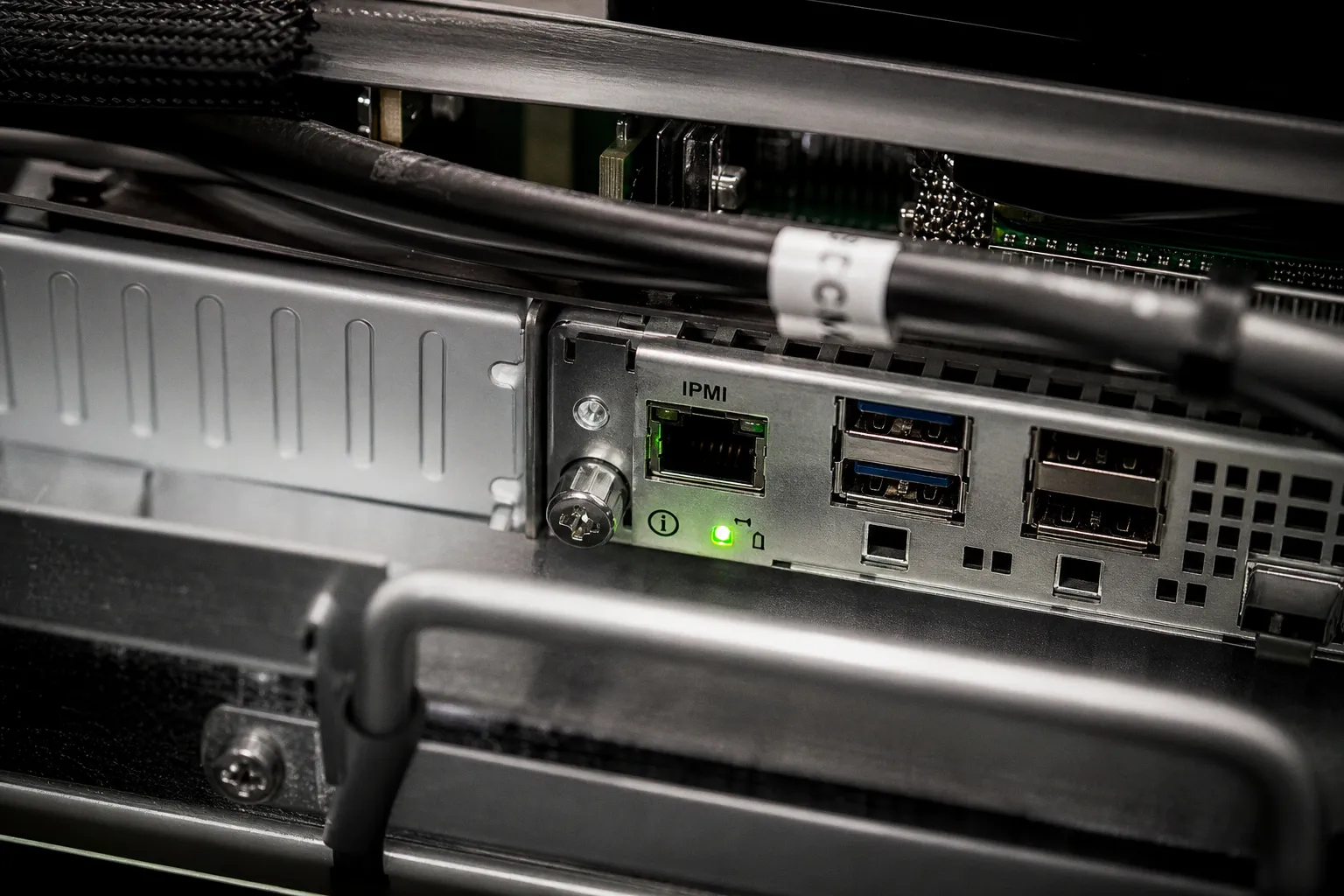 IPMI-Firmware-Update: Server-Wartung in fünf Schritten