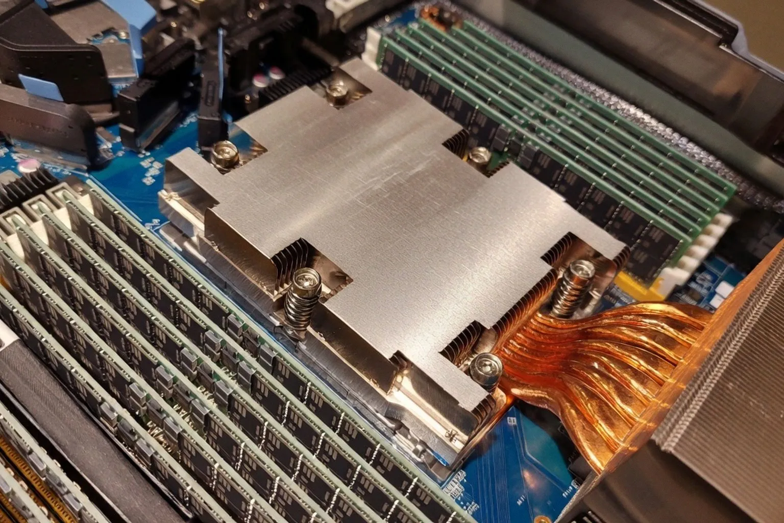Neue RISC-V-Server von SiFive für professionelle Softwareentwicklung