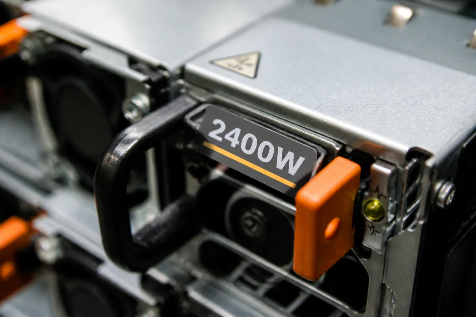 Warum Energieverfügbarkeit heute die Hardwareplanung im Rechenzentrum dominiert